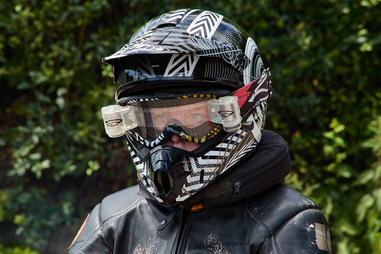 RX103493 1280 vorstart blw